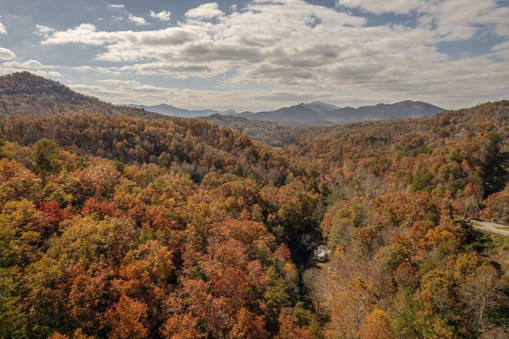 Little Blue In The Smoky Mountains Villa บรายซันซิตี ภายนอก รูปภาพ